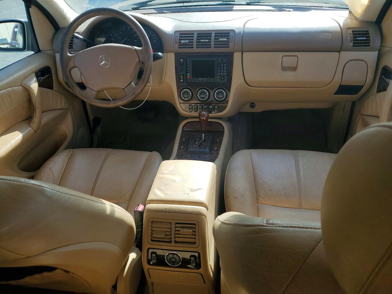 Mercedes-Benz M-Class 500