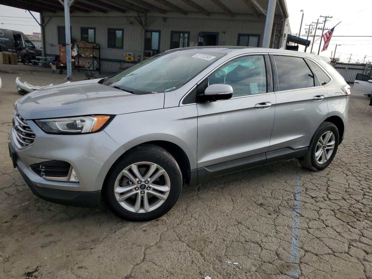 Salvage Ford Edge Image