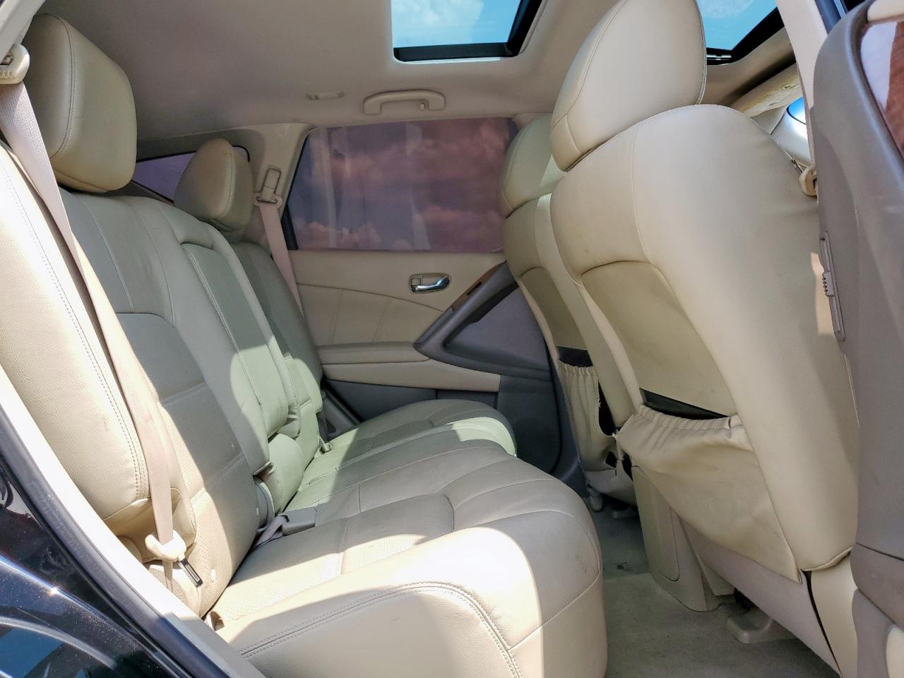 Nissan Murano S