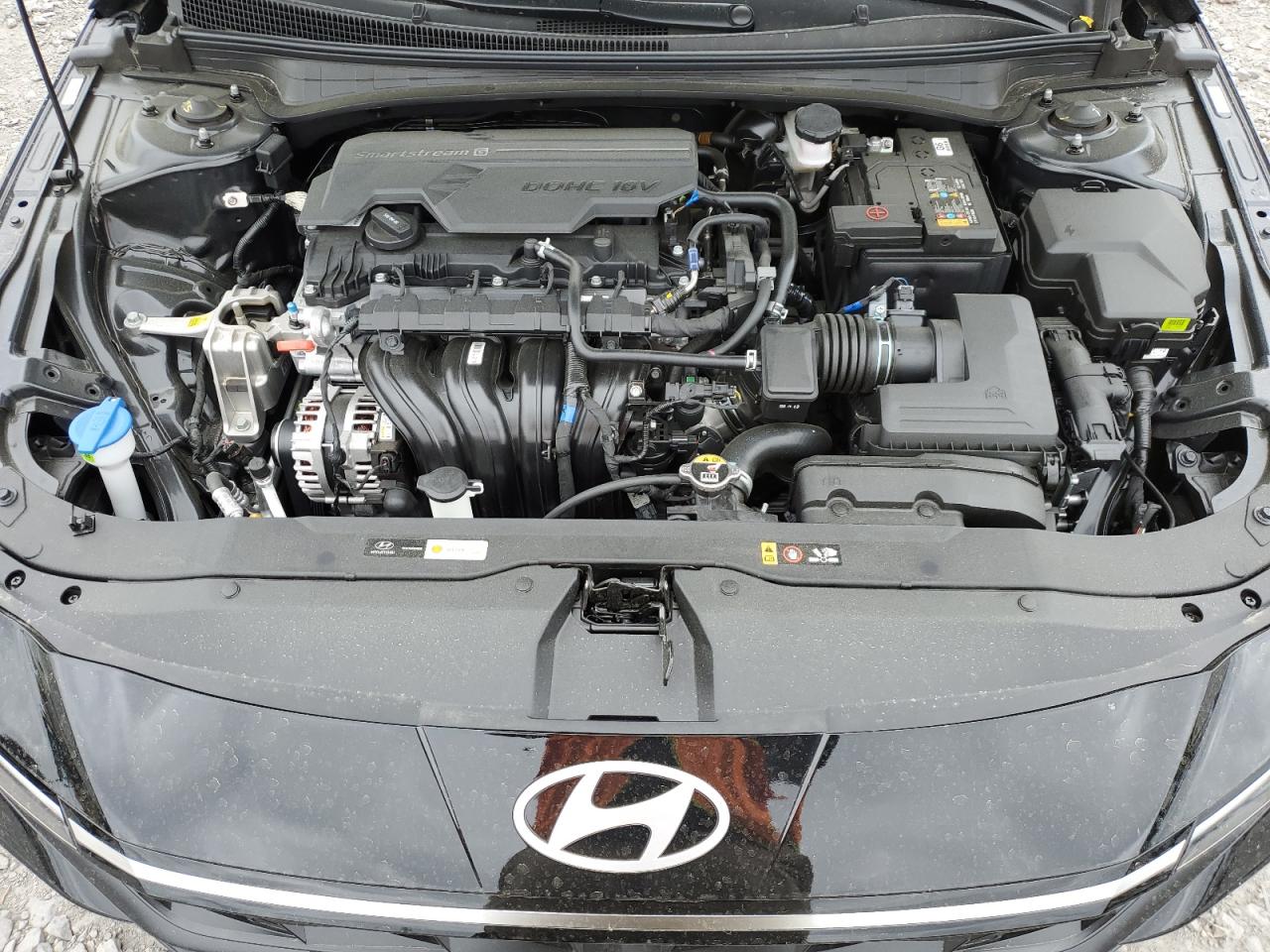 Hyundai ELANTRA Sel