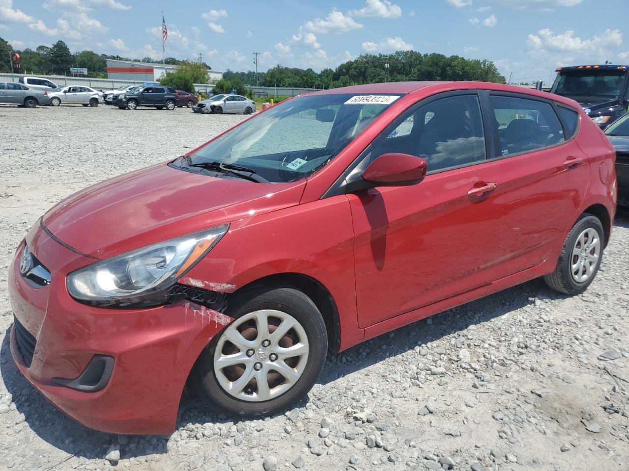 Salvage Hyundai ACCENT Image