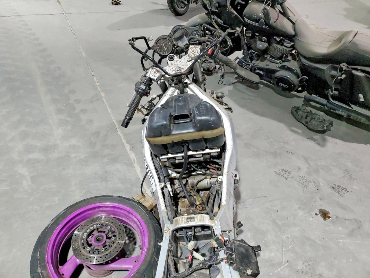 Yamaha Yzf R