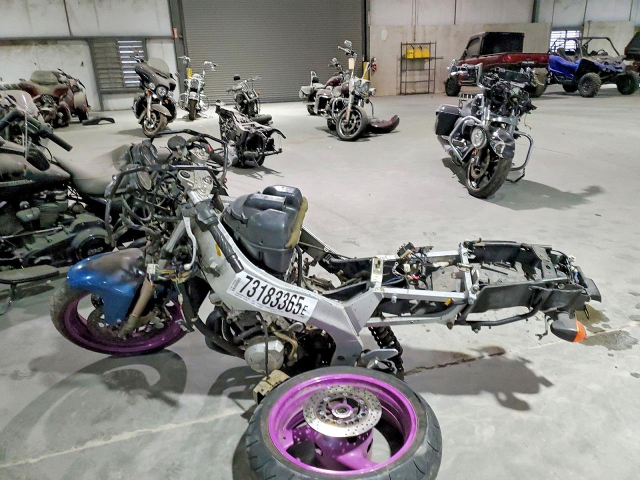 Yamaha Yzf R