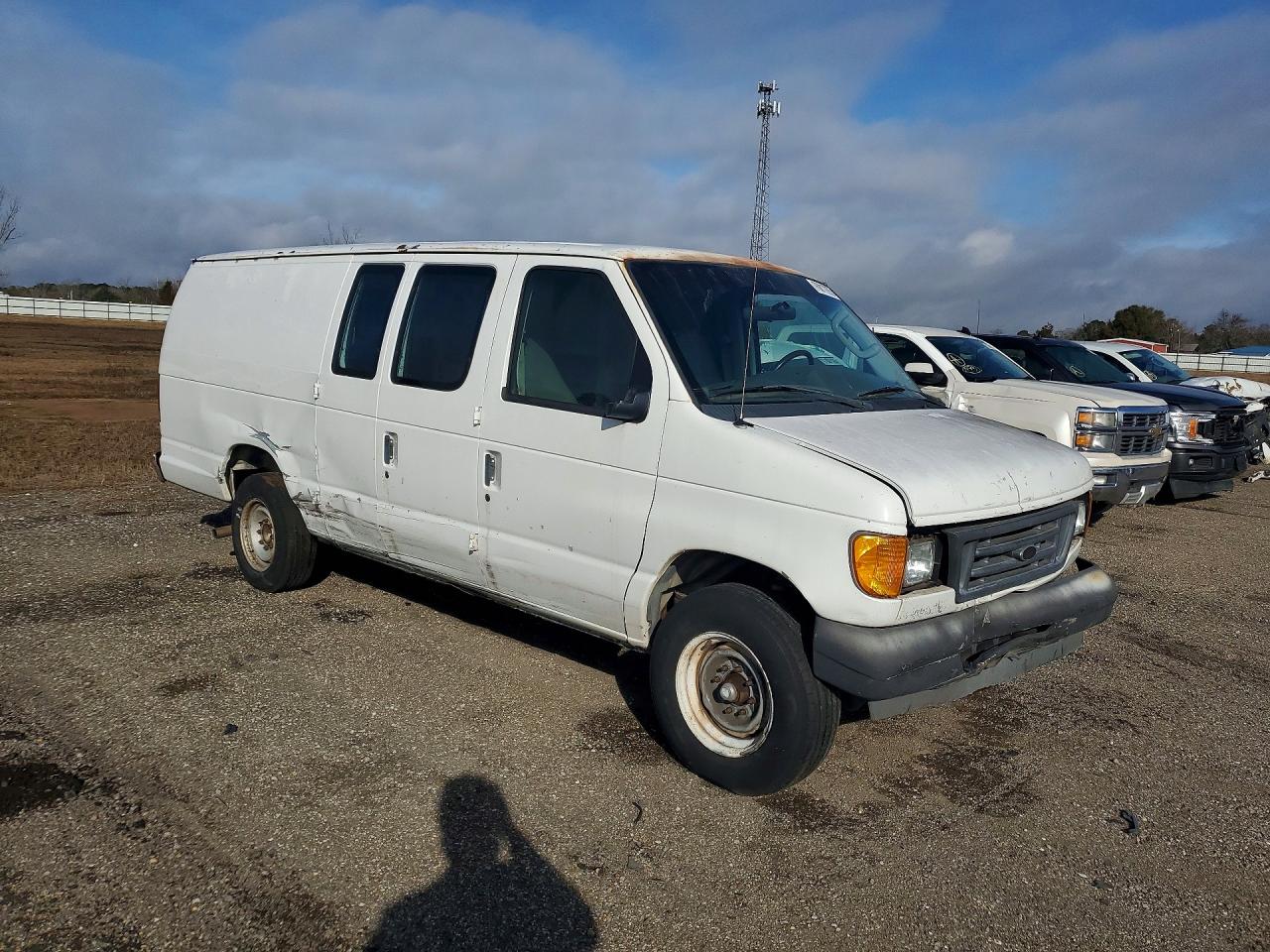 Ford E-250