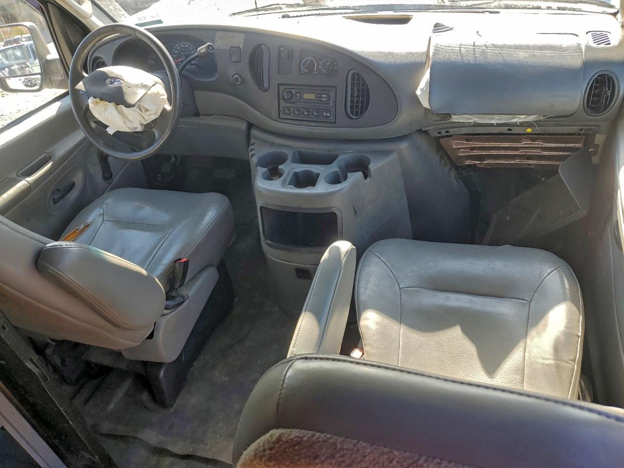 Ford E-250