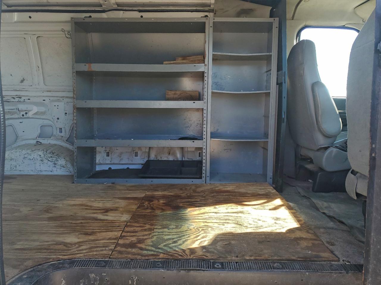 Ford E-250