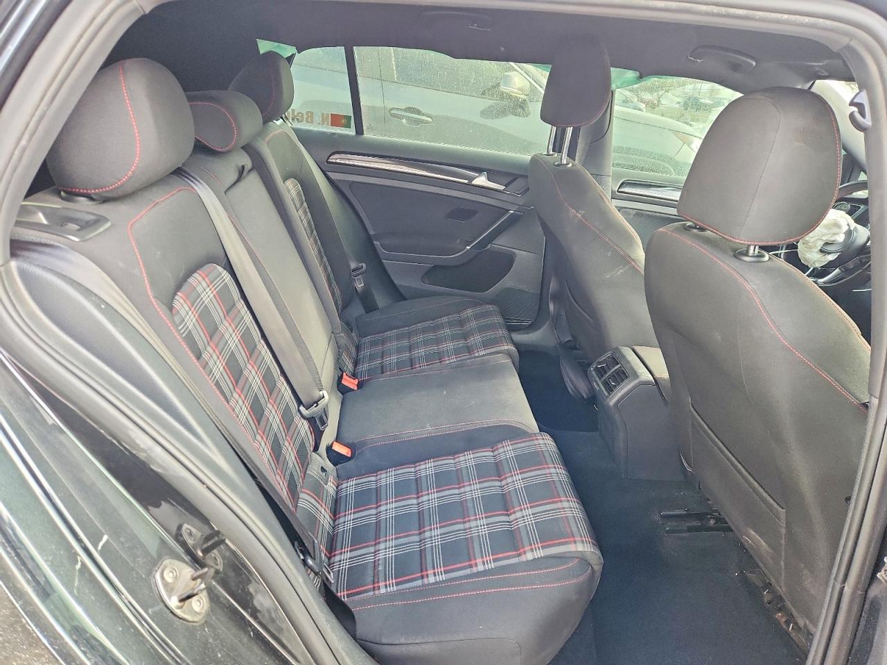 Volkswagen GTI S