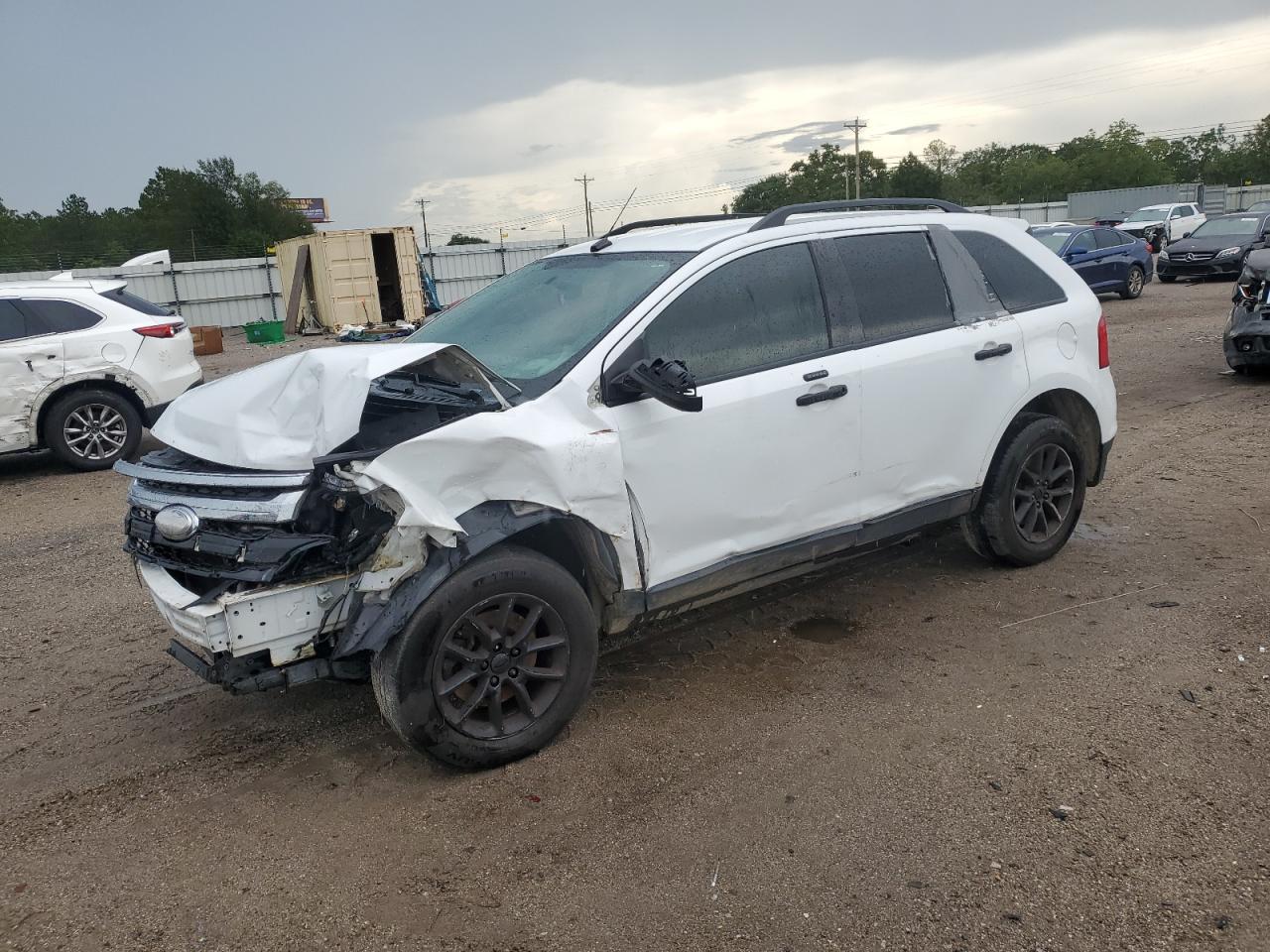 Salvage Ford Edge Image
