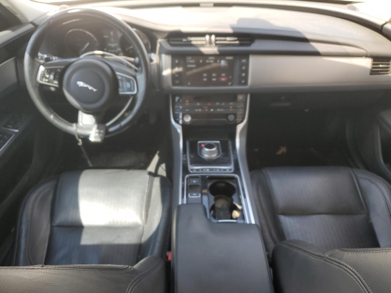 Jaguar XF Prestige
