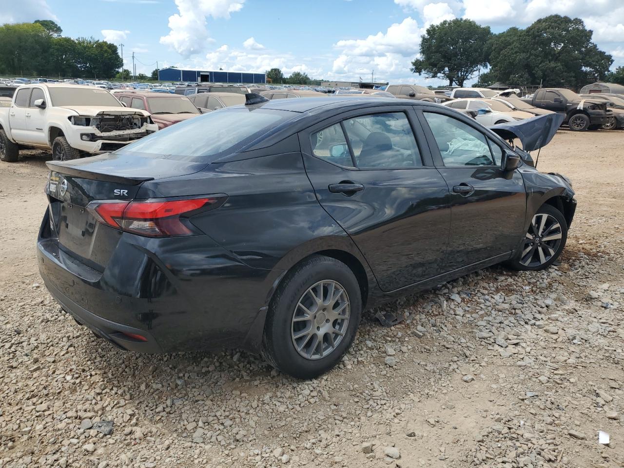Nissan Versa Sr
