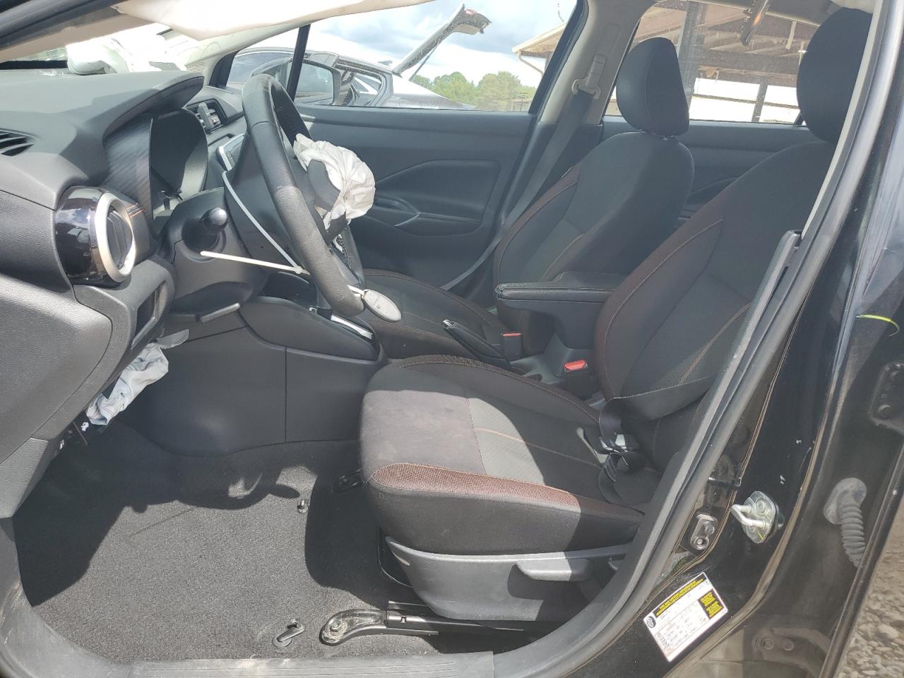 Nissan Versa Sr