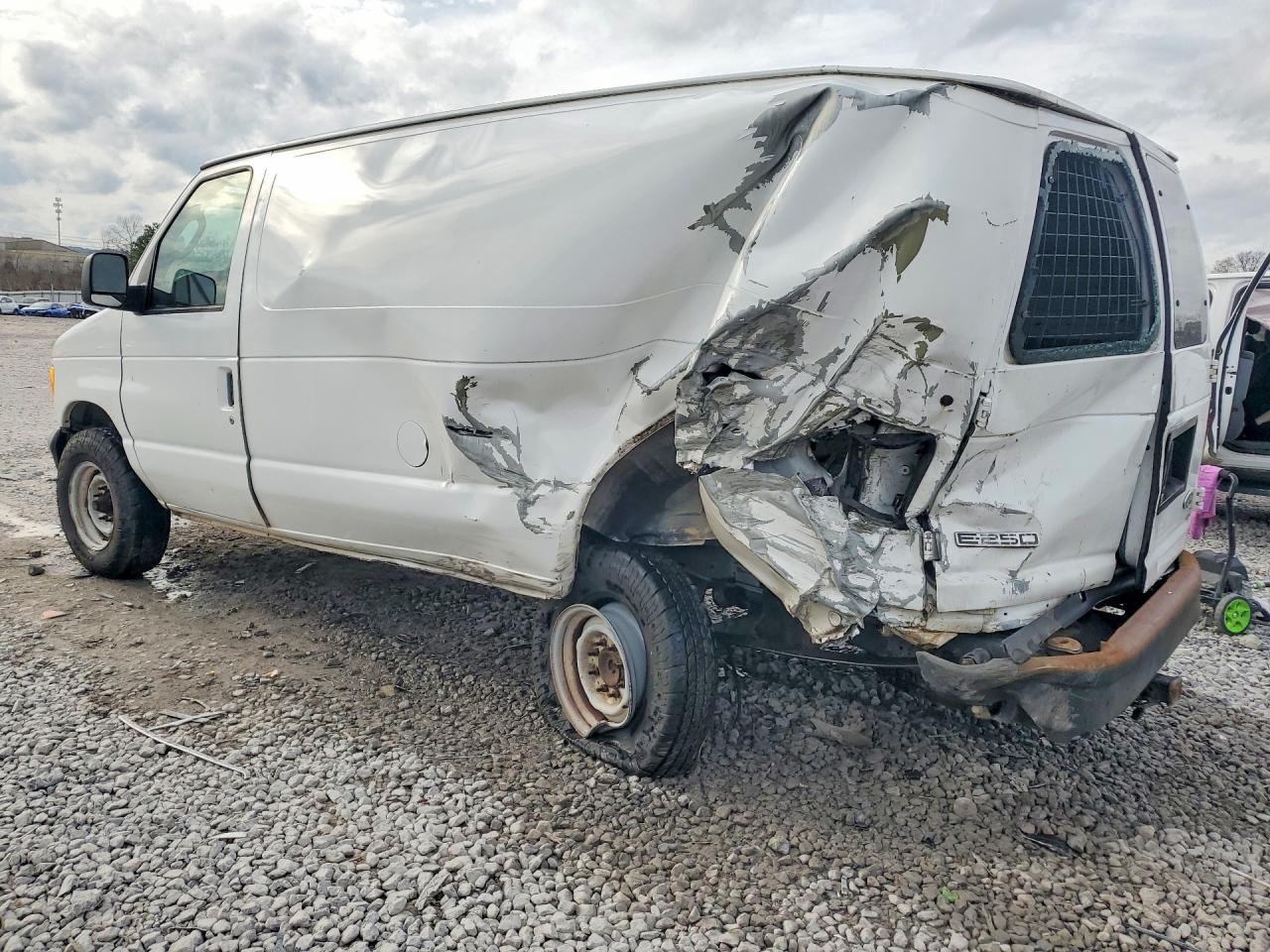 Ford Econoline E250 Van