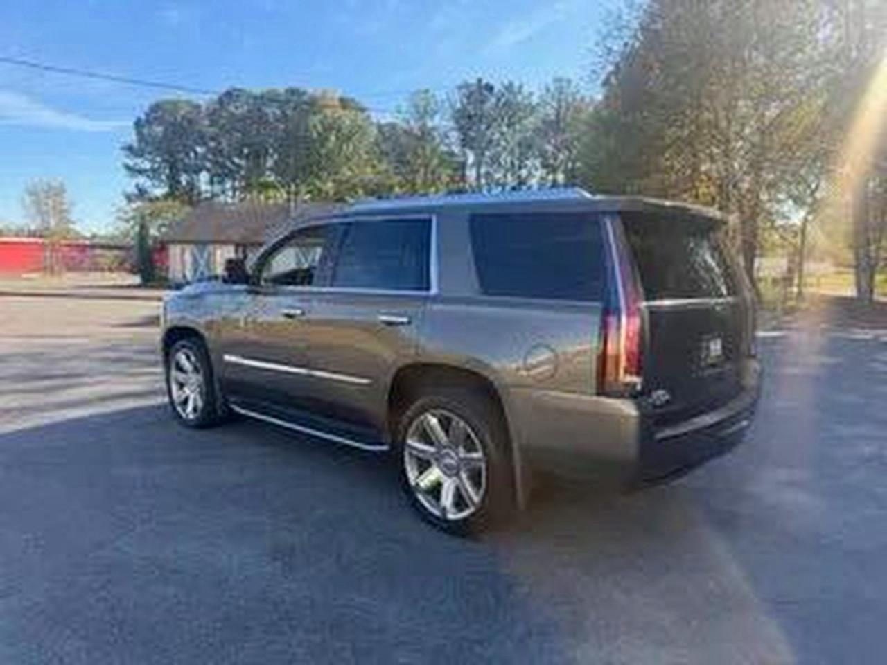 Cadillac Escalade Luxury