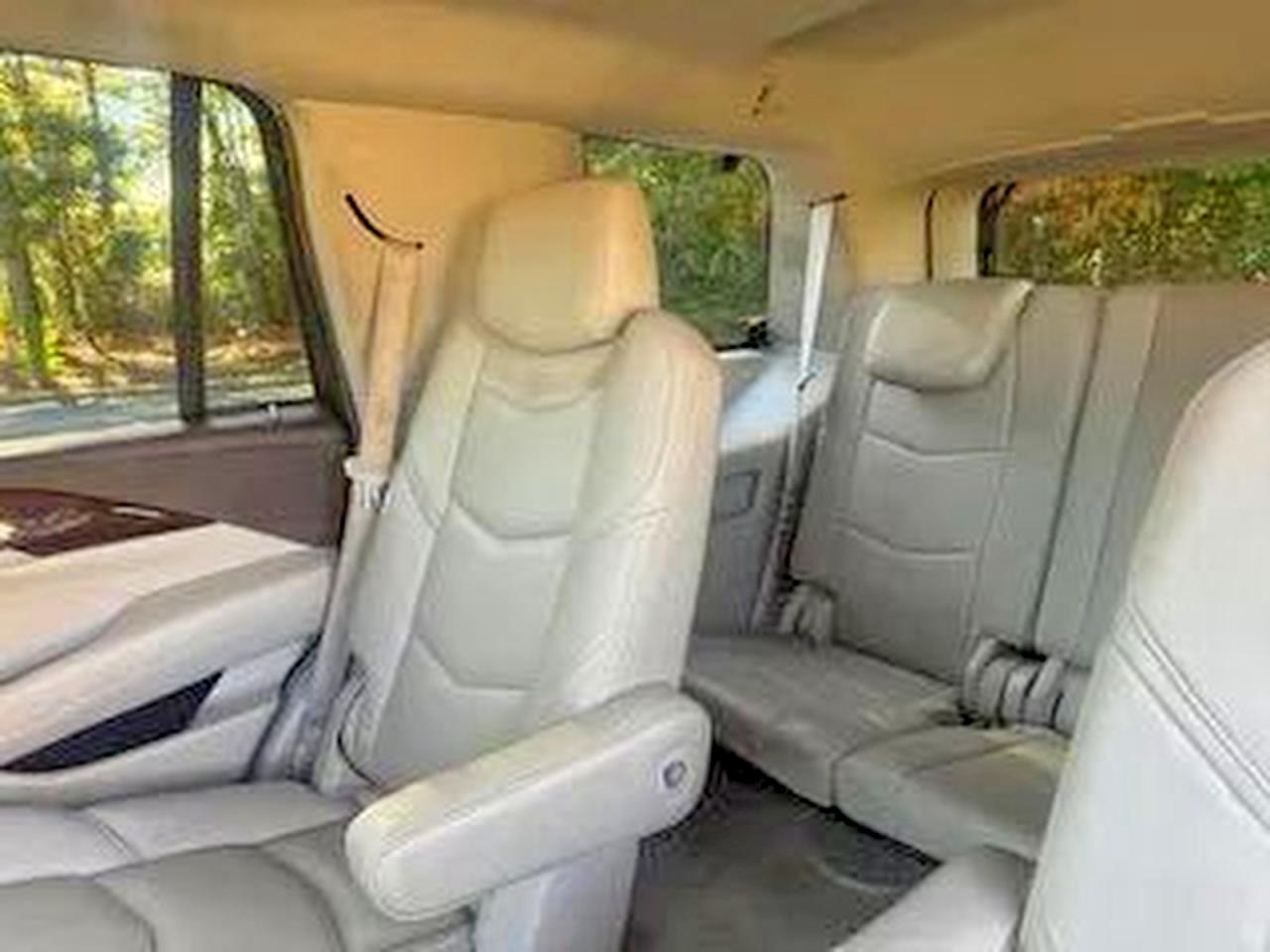 Cadillac Escalade Luxury