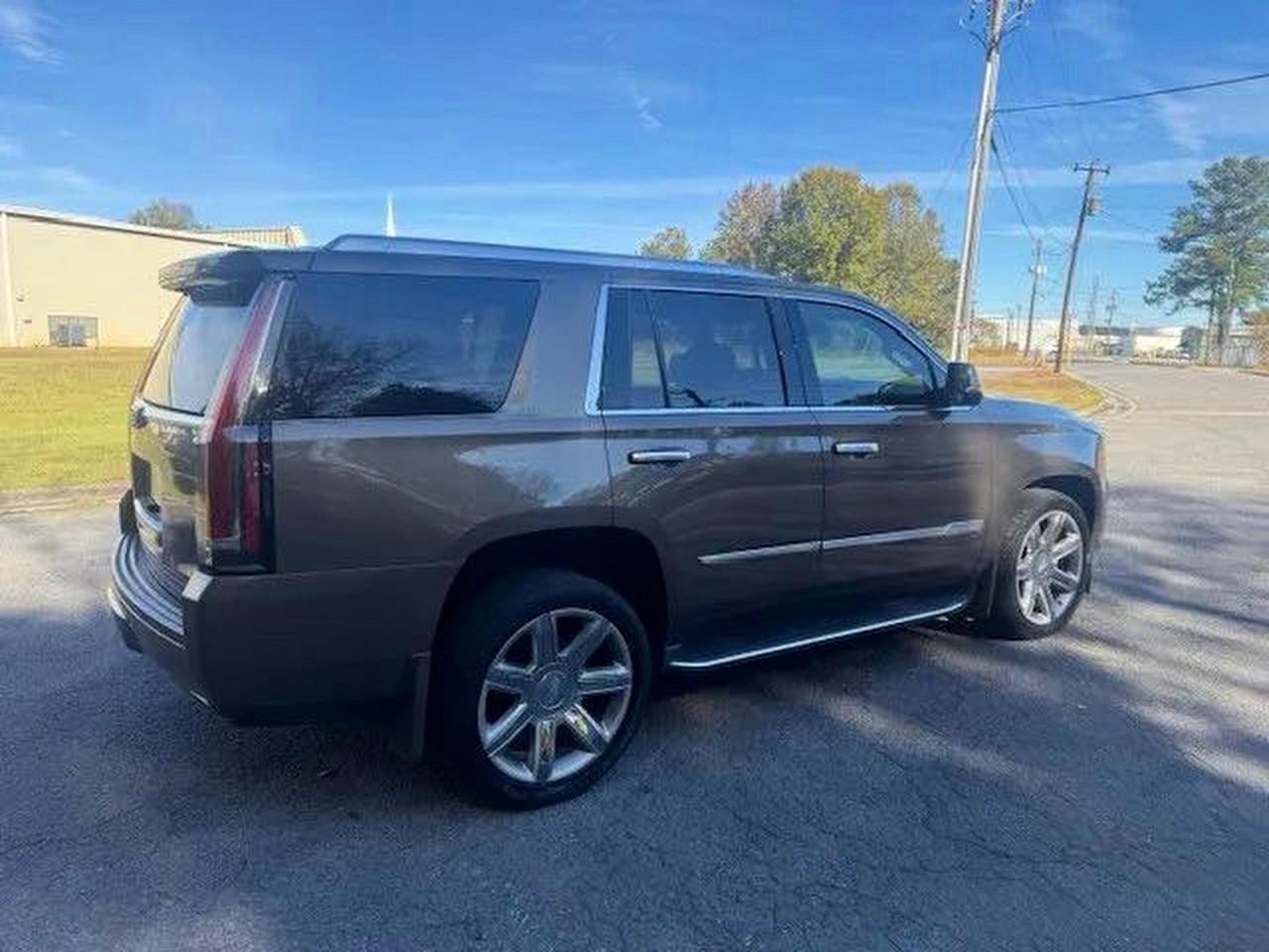 Cadillac Escalade Luxury
