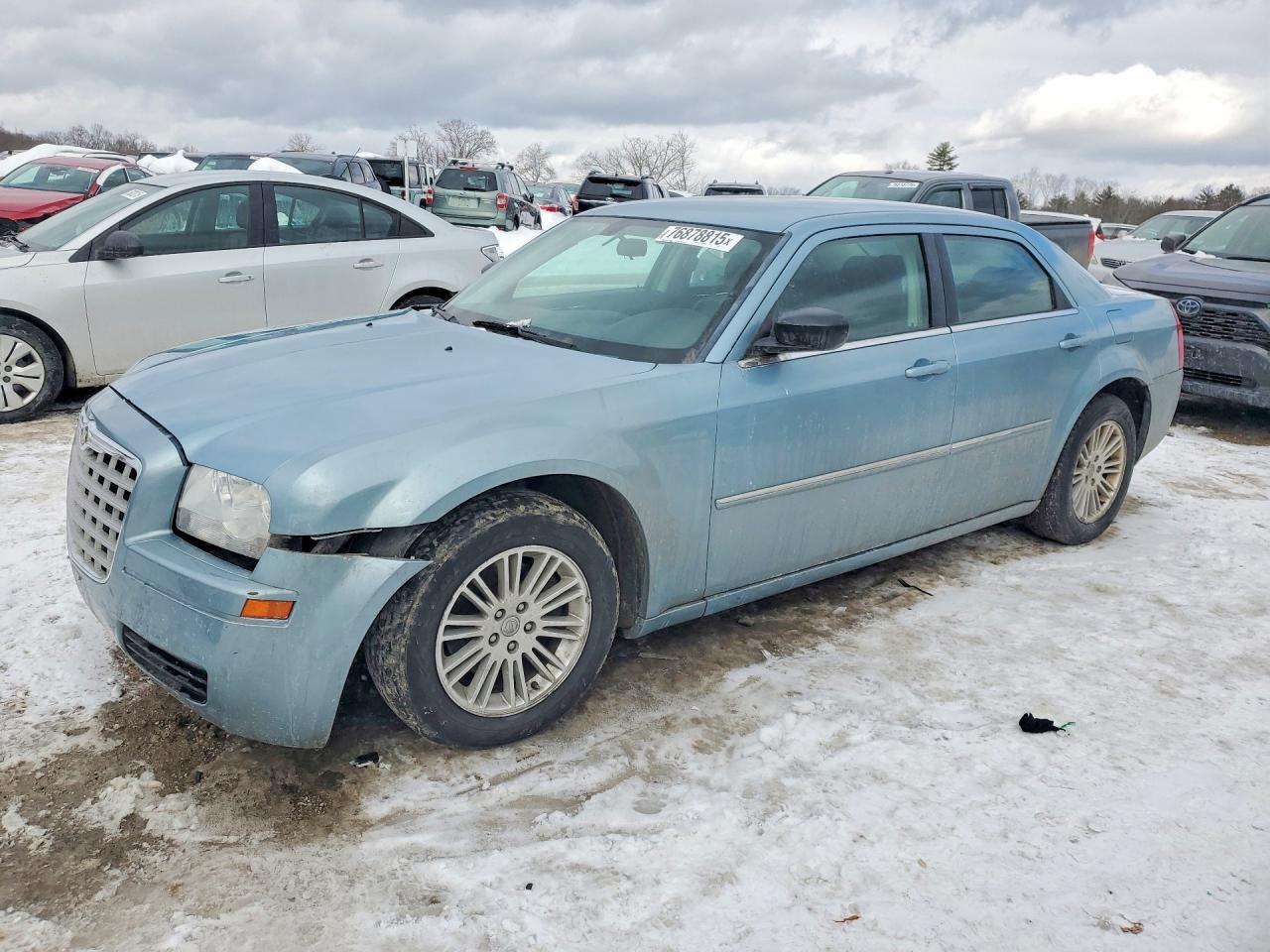 Salvage Chrysler 300 Image