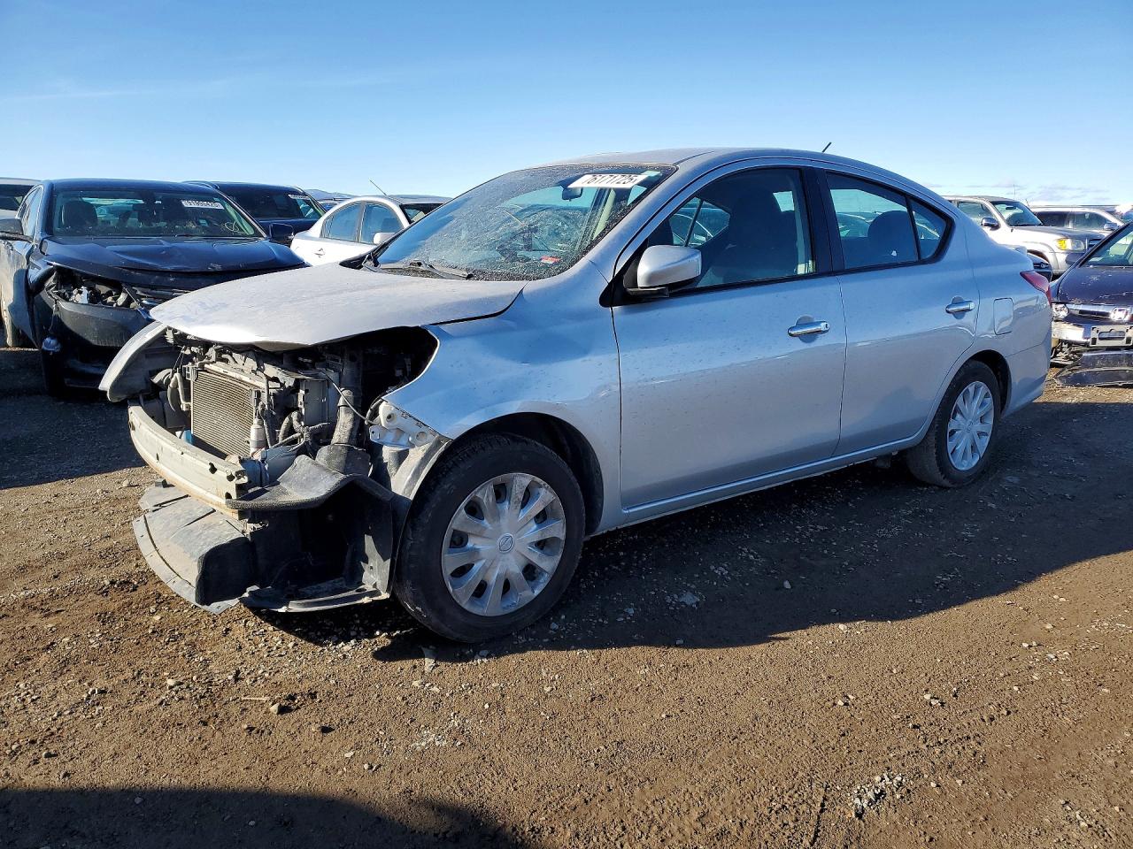 Salvage Nissan Versa Image