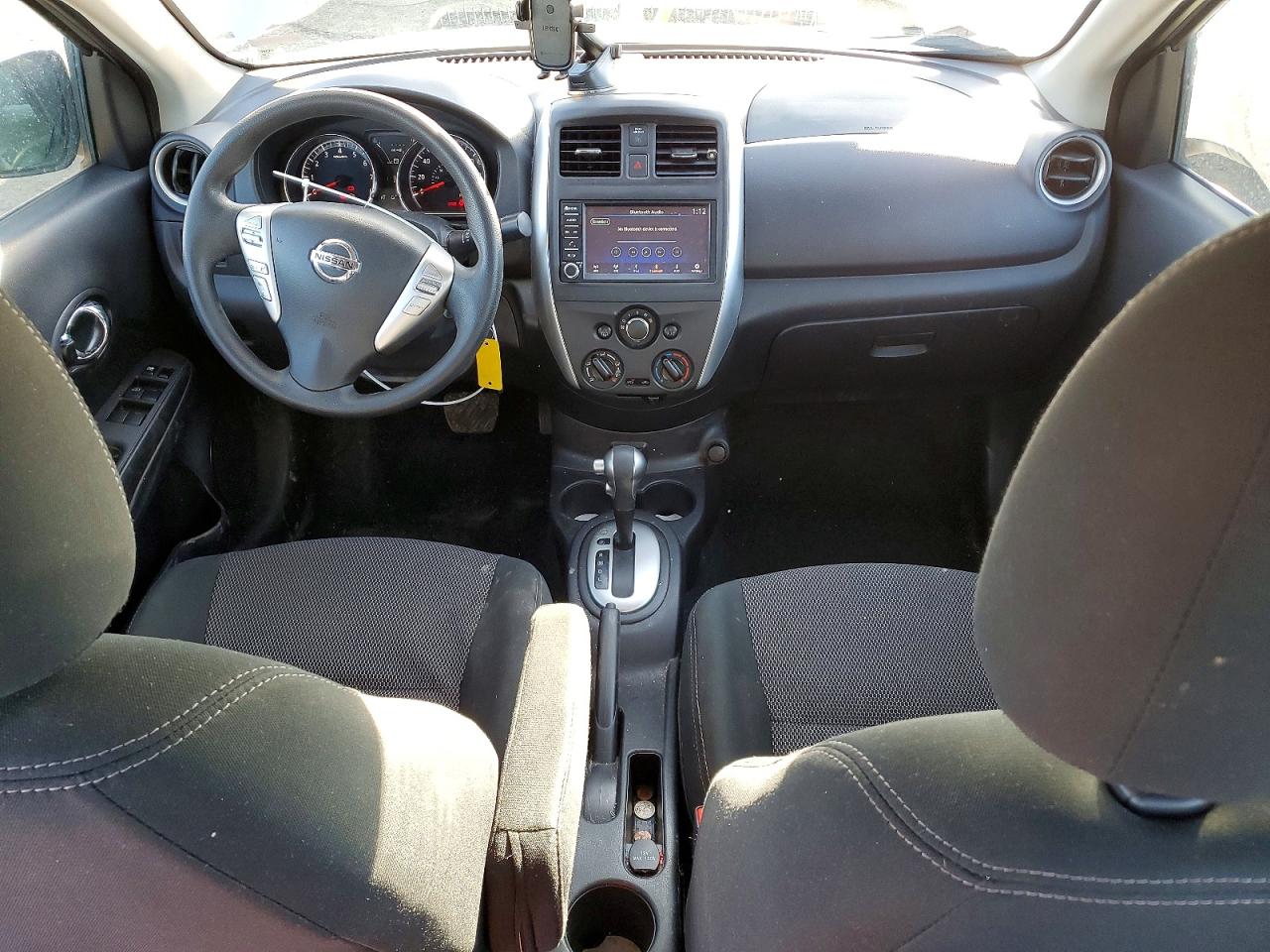 Nissan Versa S