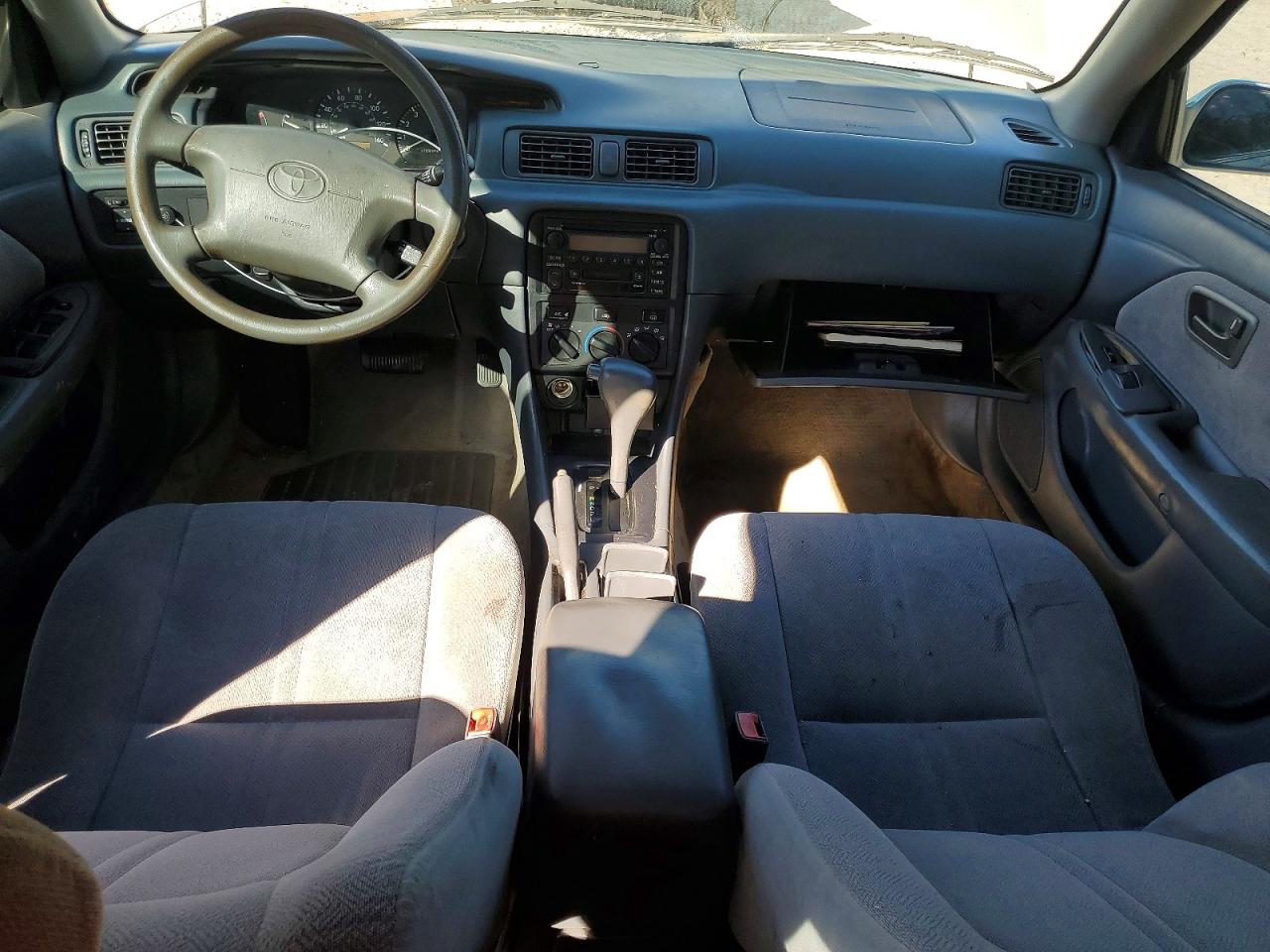 Toyota Camry Ce