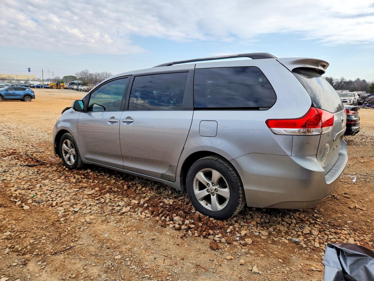 Toyota Sienna Le