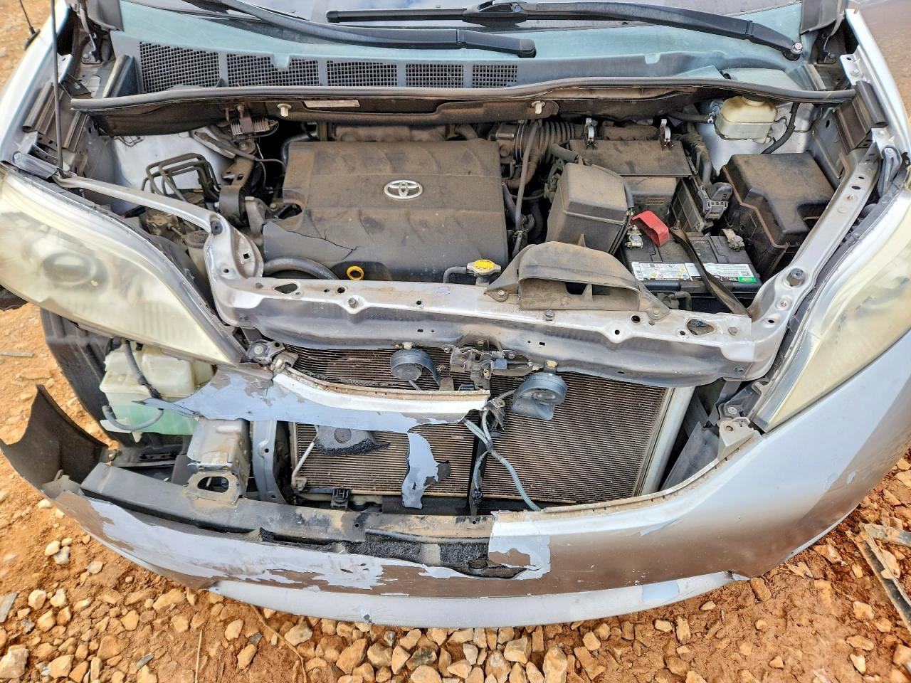Toyota Sienna Le