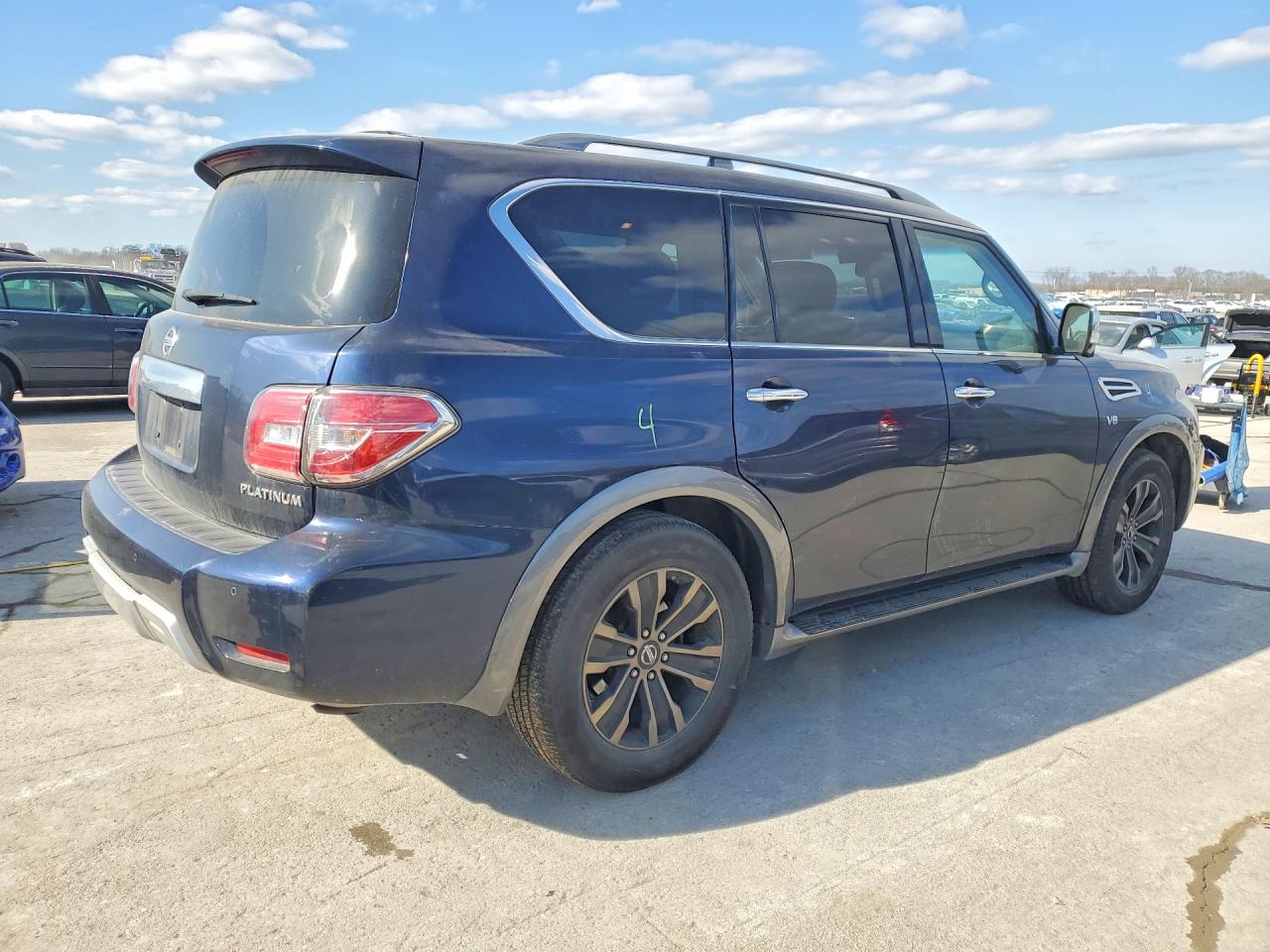 Nissan Armada Sv