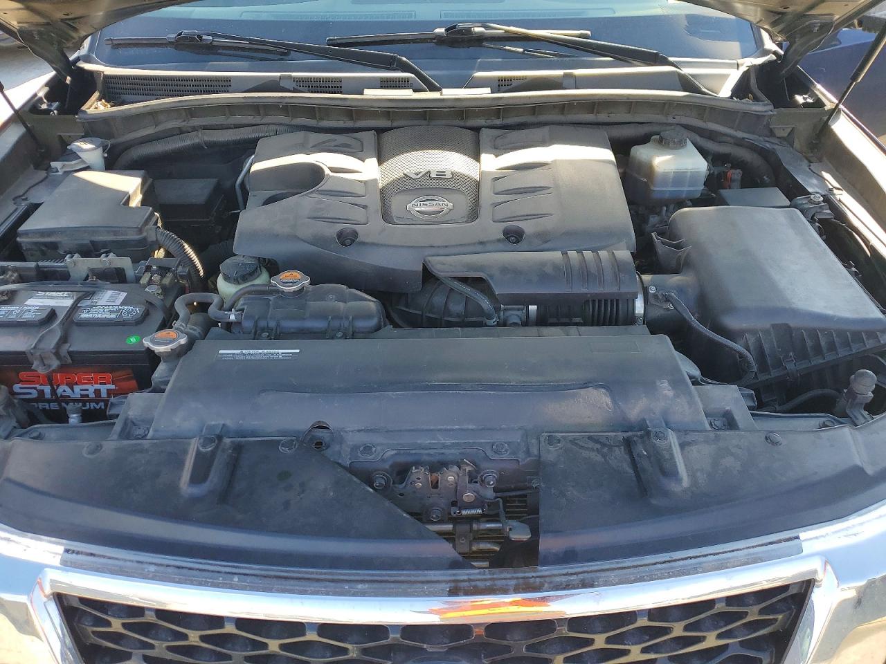 Nissan Armada Sv
