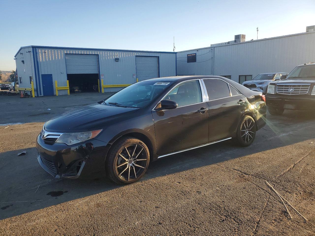 Salvage Toyota Camry Image