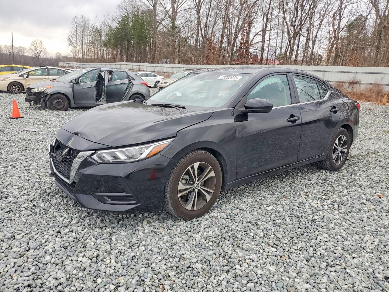Salvage Nissan Sentra Image
