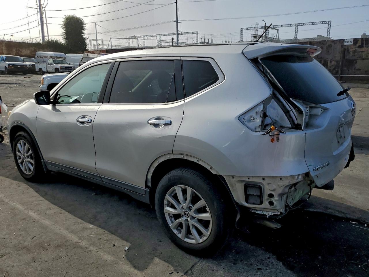 Nissan Rogue S