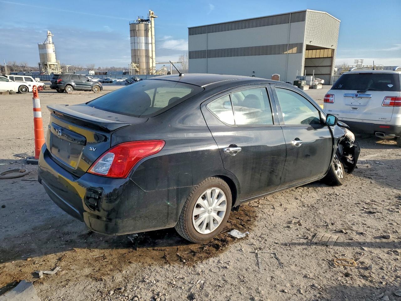 Nissan Versa S