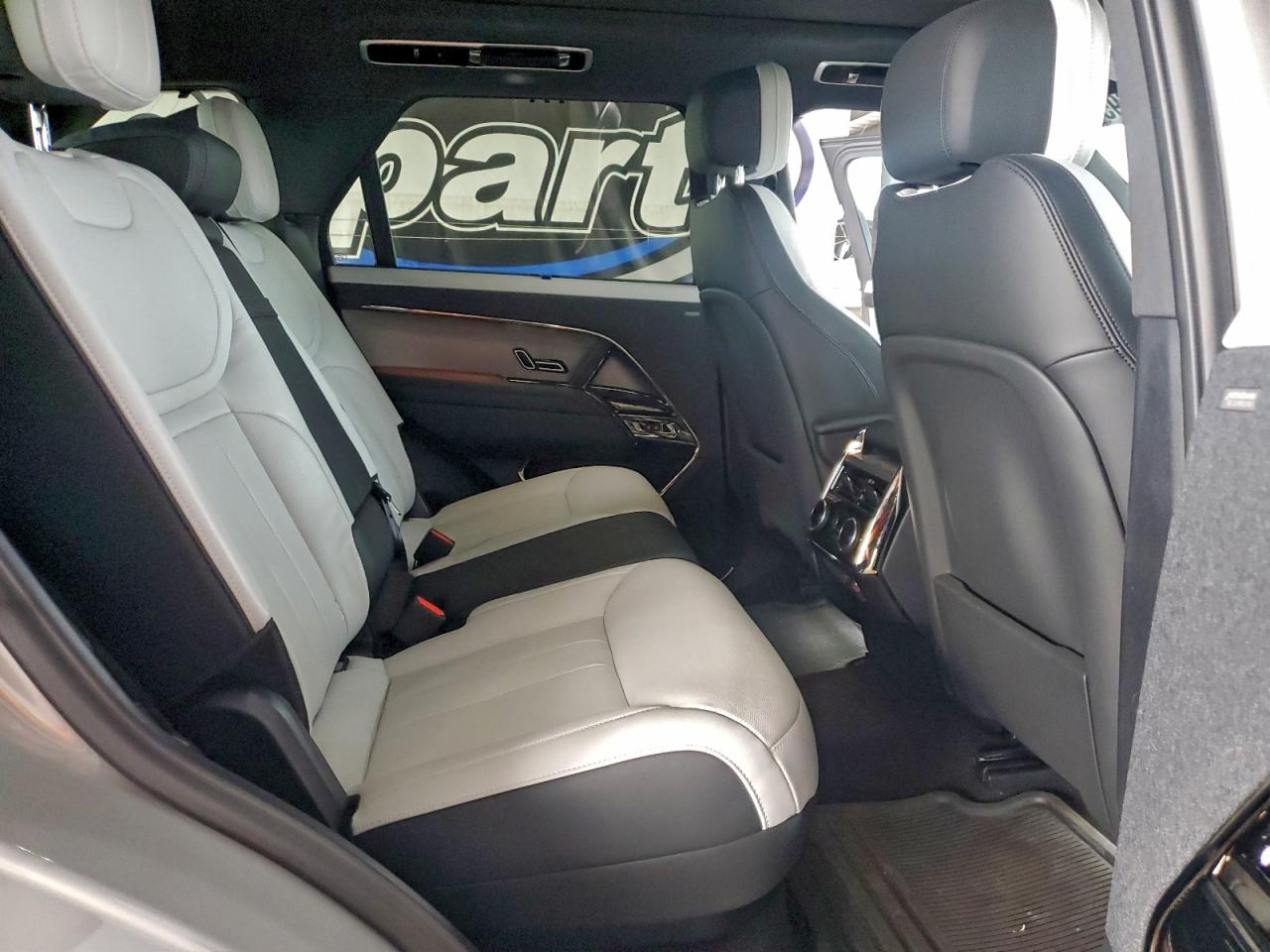 Landau Boat Co Rangerover