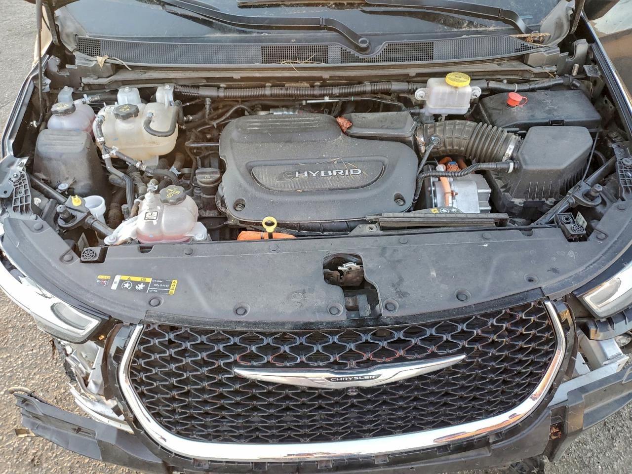 Chrysler Pacifica Hybrid Touring L