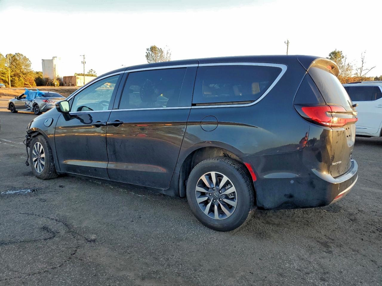 Chrysler Pacifica Hybrid Touring L