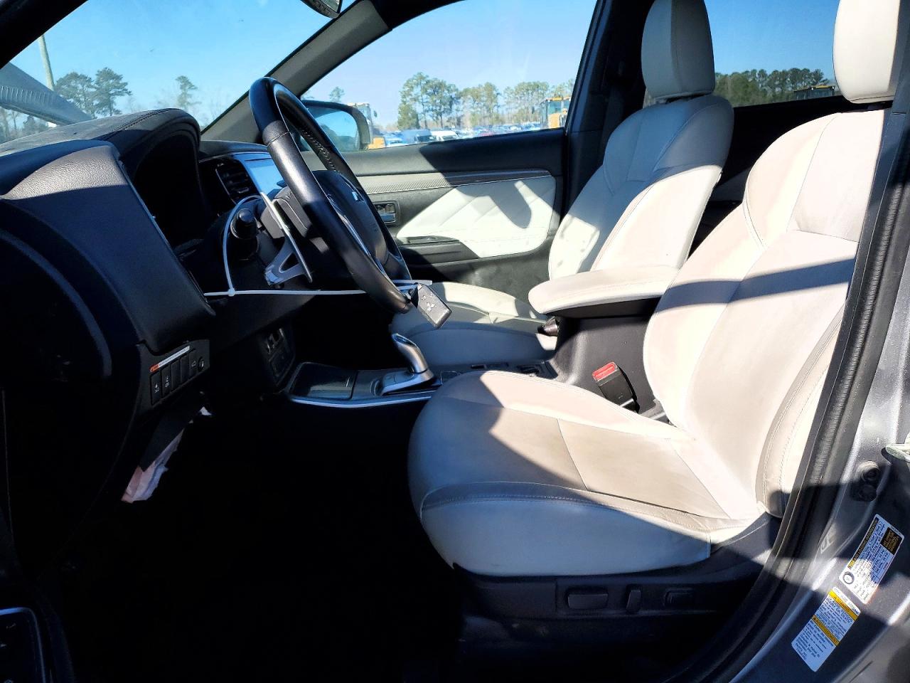 Mitsubishi Outlander Sel
