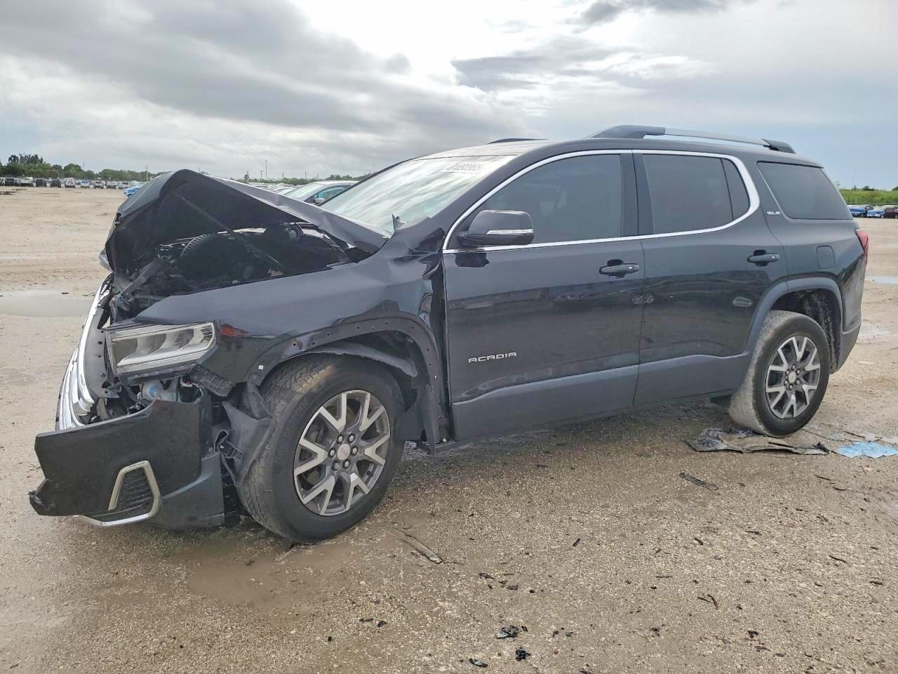 Salvage GMC Acadia Image