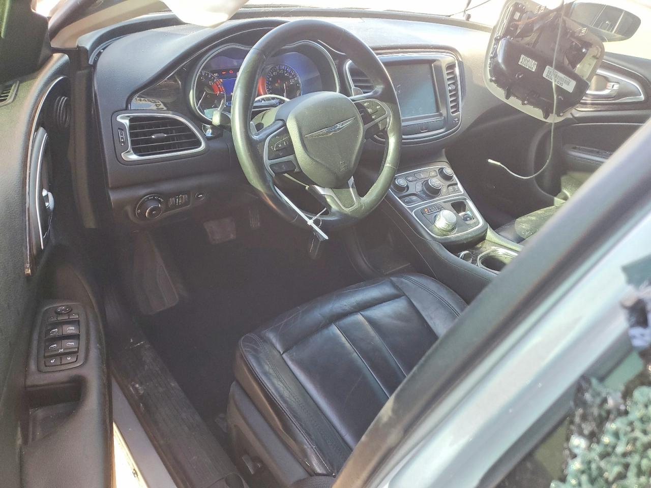 Chrysler 200 C