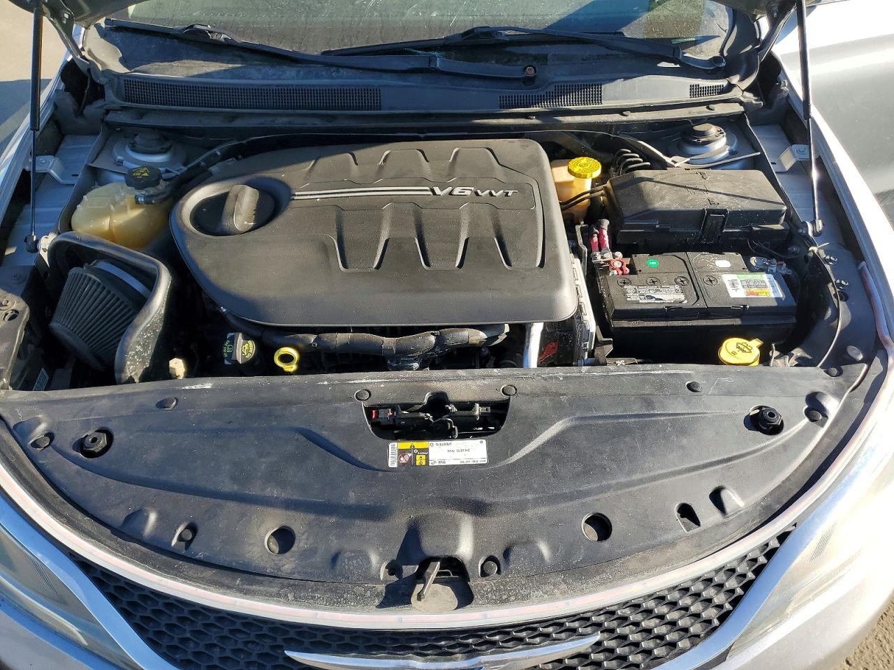 Chrysler 200 C