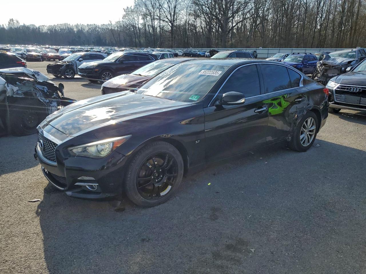 Salvage INFINITI Q50 Image