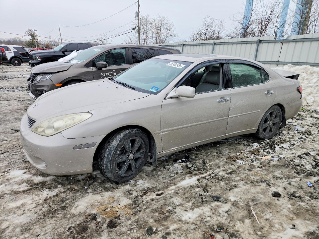 Salvage Lexus Es Image
