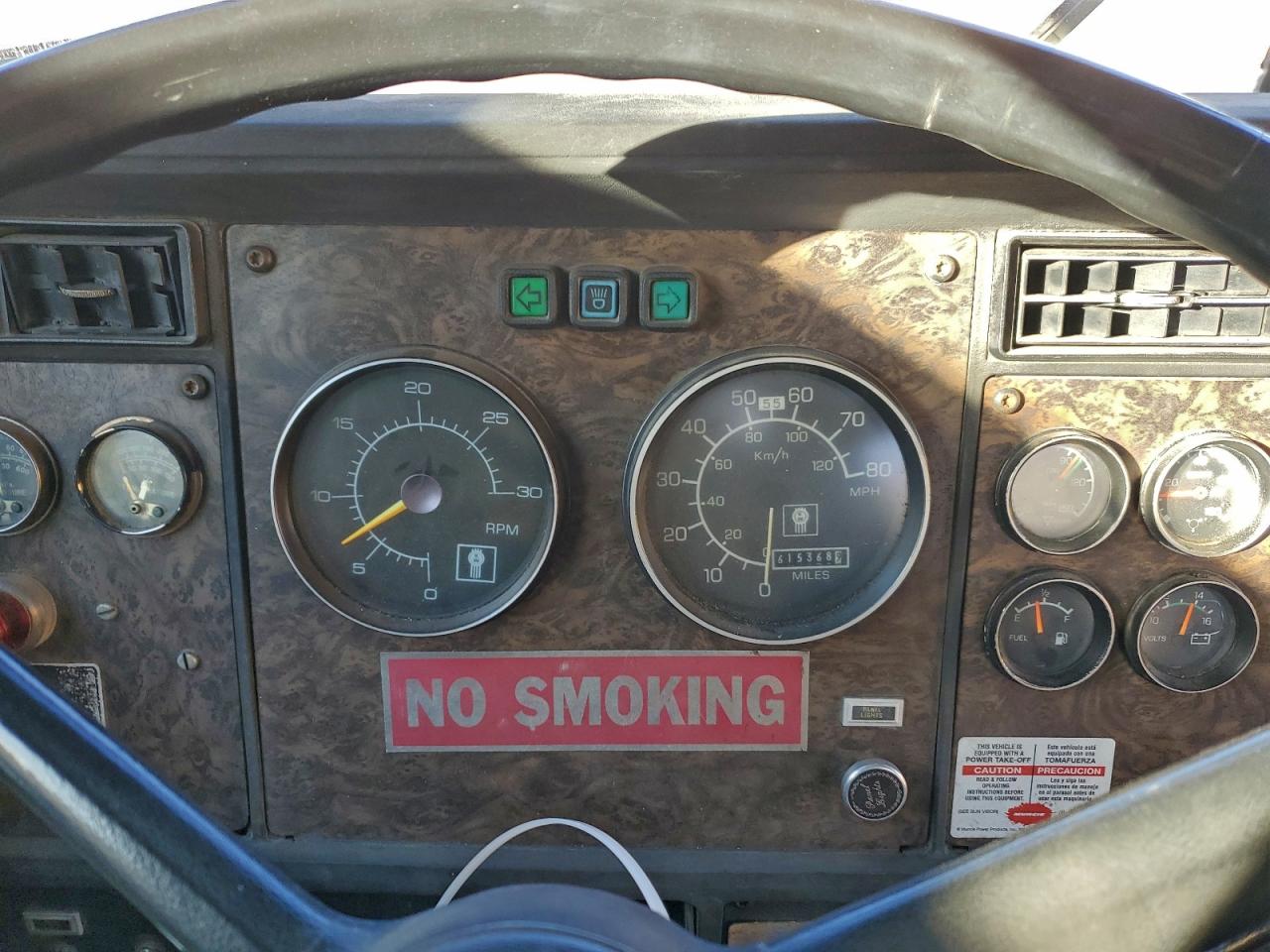 Kenworth T600
