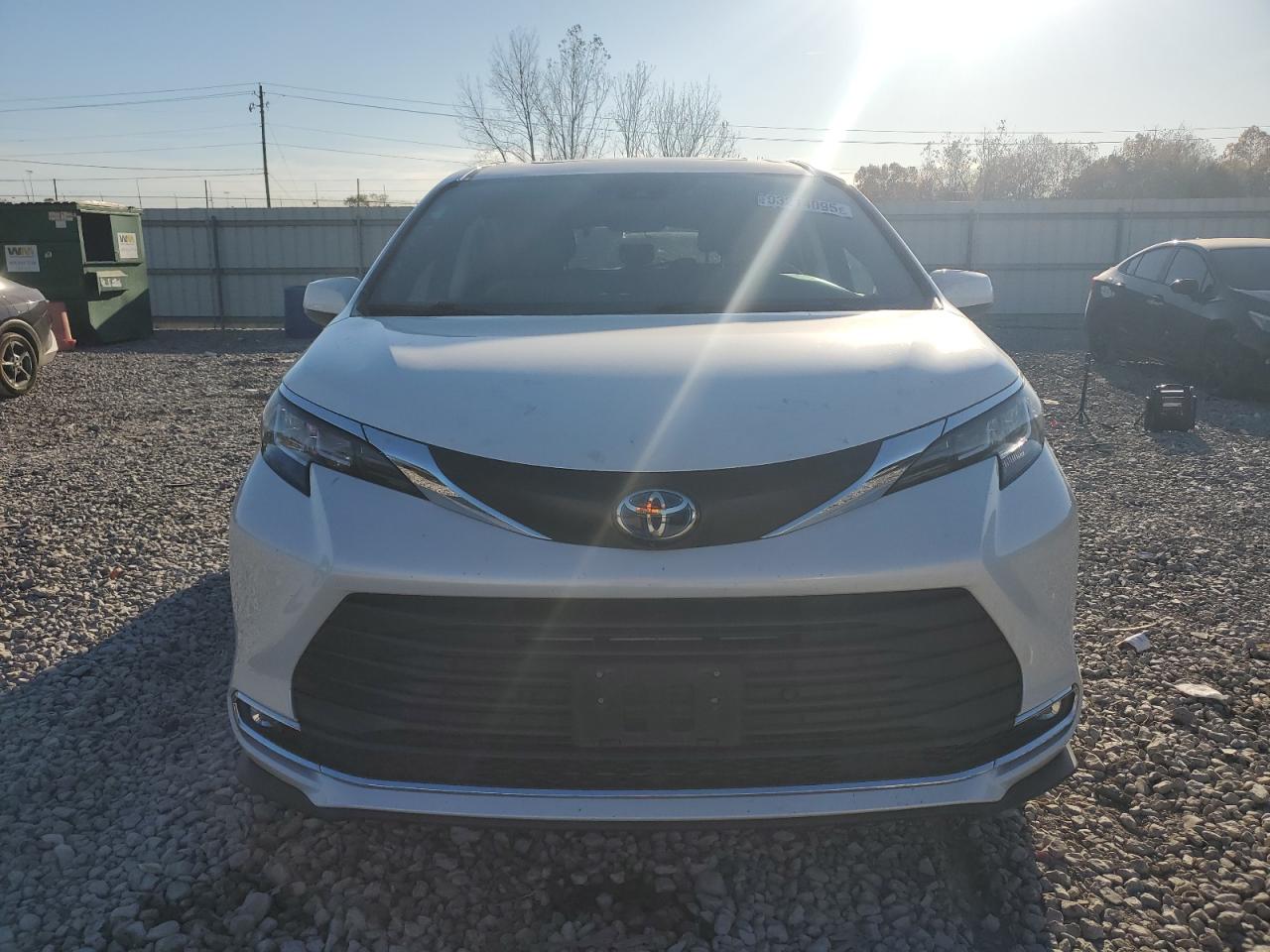 Toyota Sienna Xle
