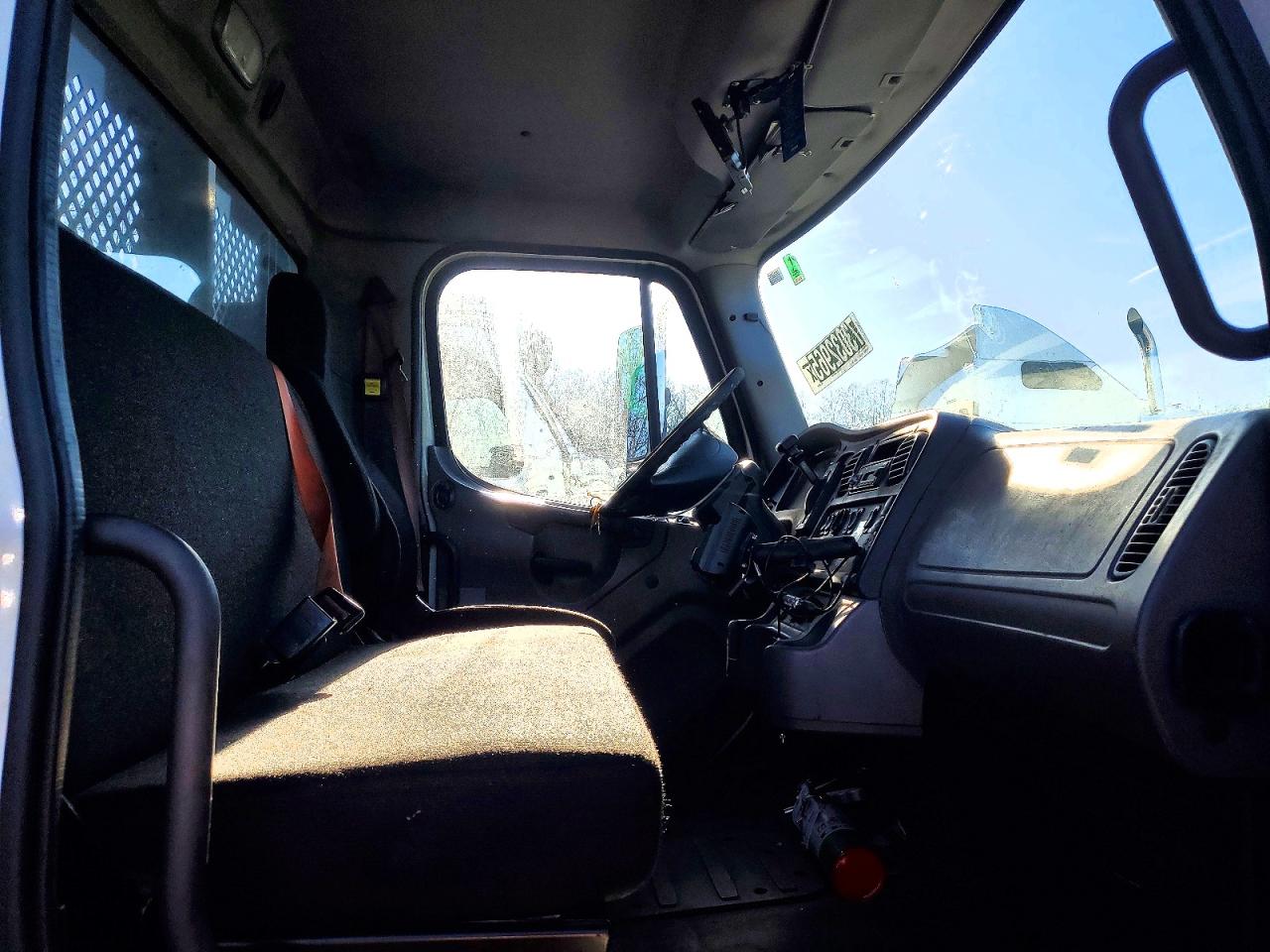 Freightliner M2 106 Medium Duty