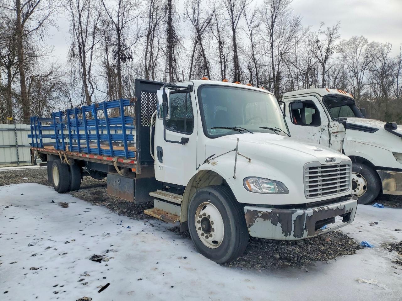 Salvage Freightliner M2 Image