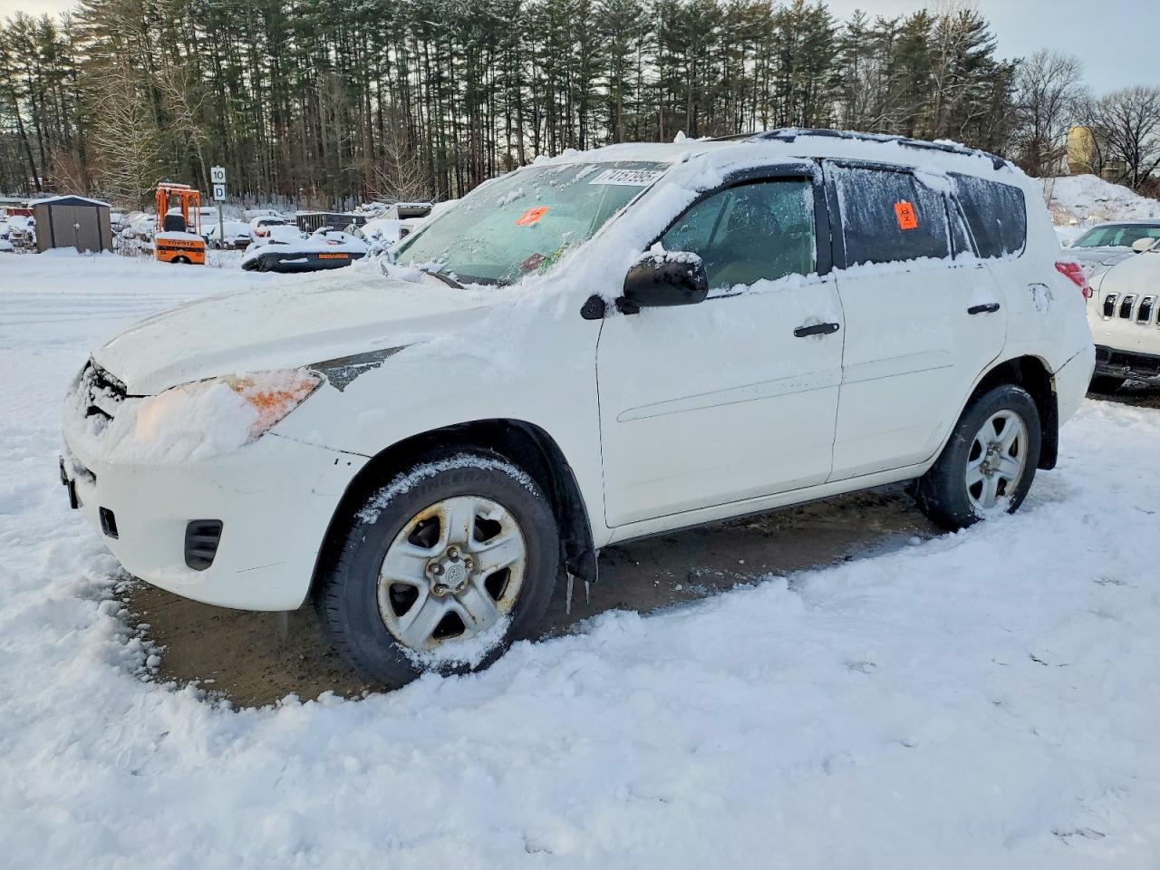 Salvage Toyota RAV4 Image