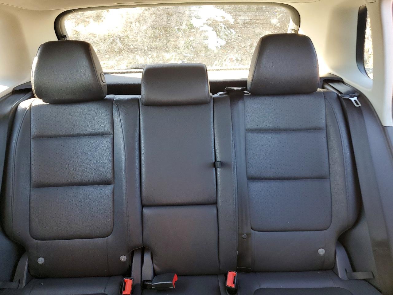 Volkswagen Tiguan S