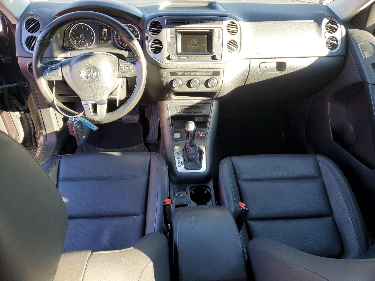 Volkswagen Tiguan S