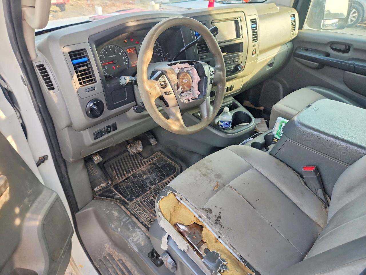 Nissan Nv 2500