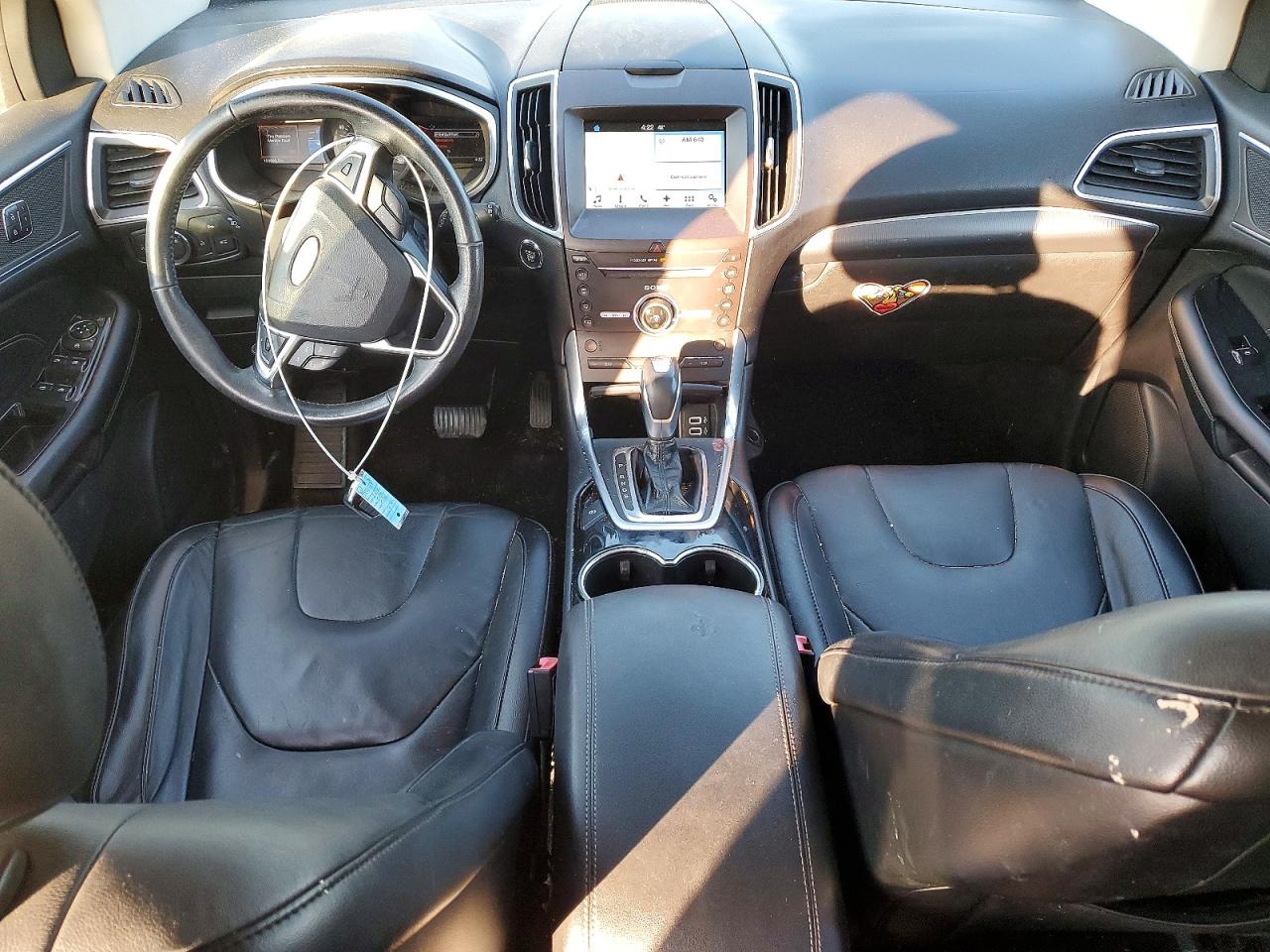Ford Edge Titanium