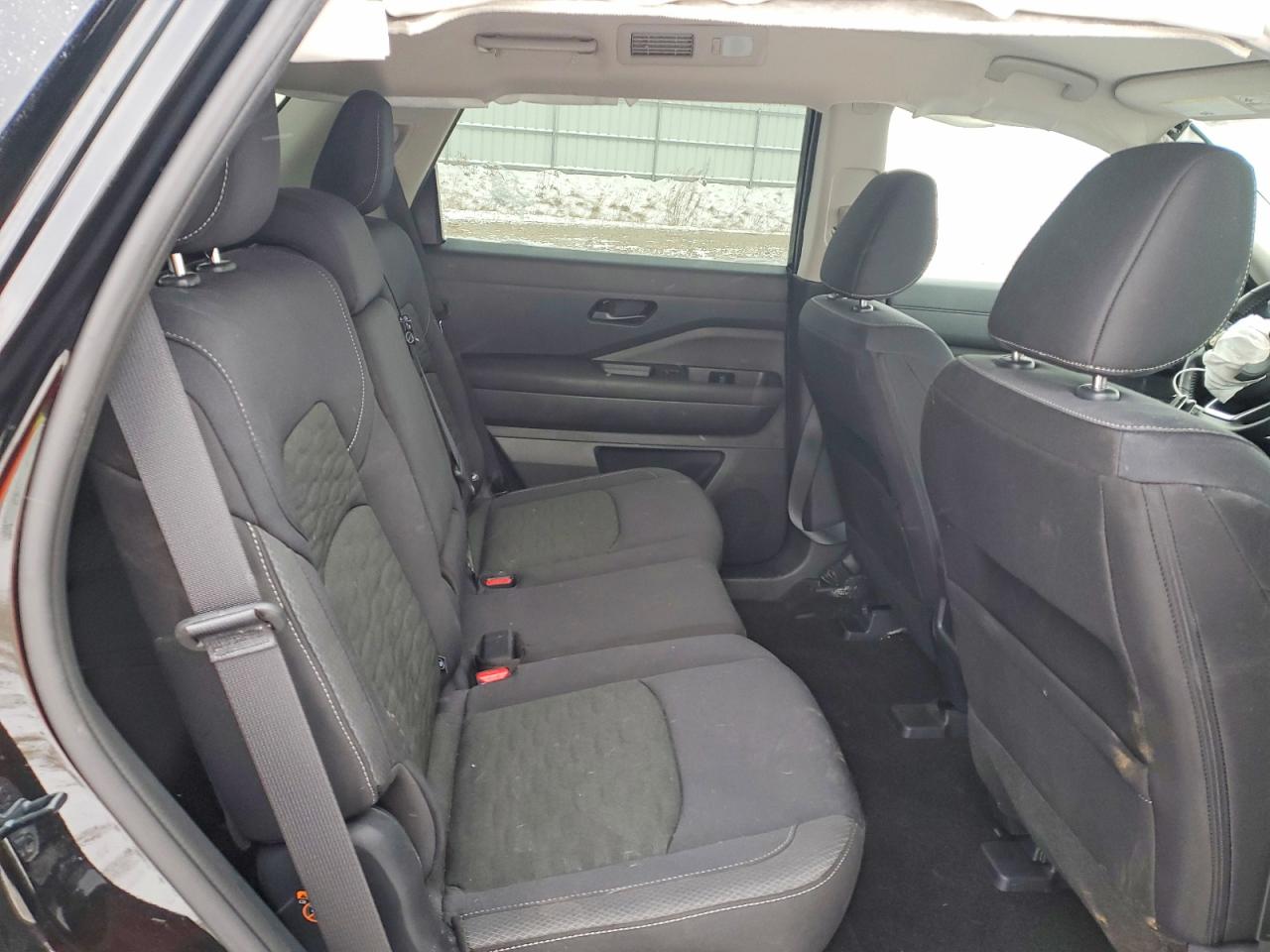 Nissan Pathfinder Sv
